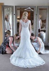 Leicester wedding photography bridal prep