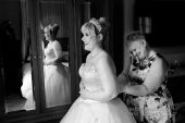 Bridal prep wedding photography (1)